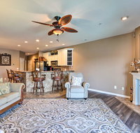 Classy Lakefront Condo with Balcony, Pool Access - Accommodation Ohio