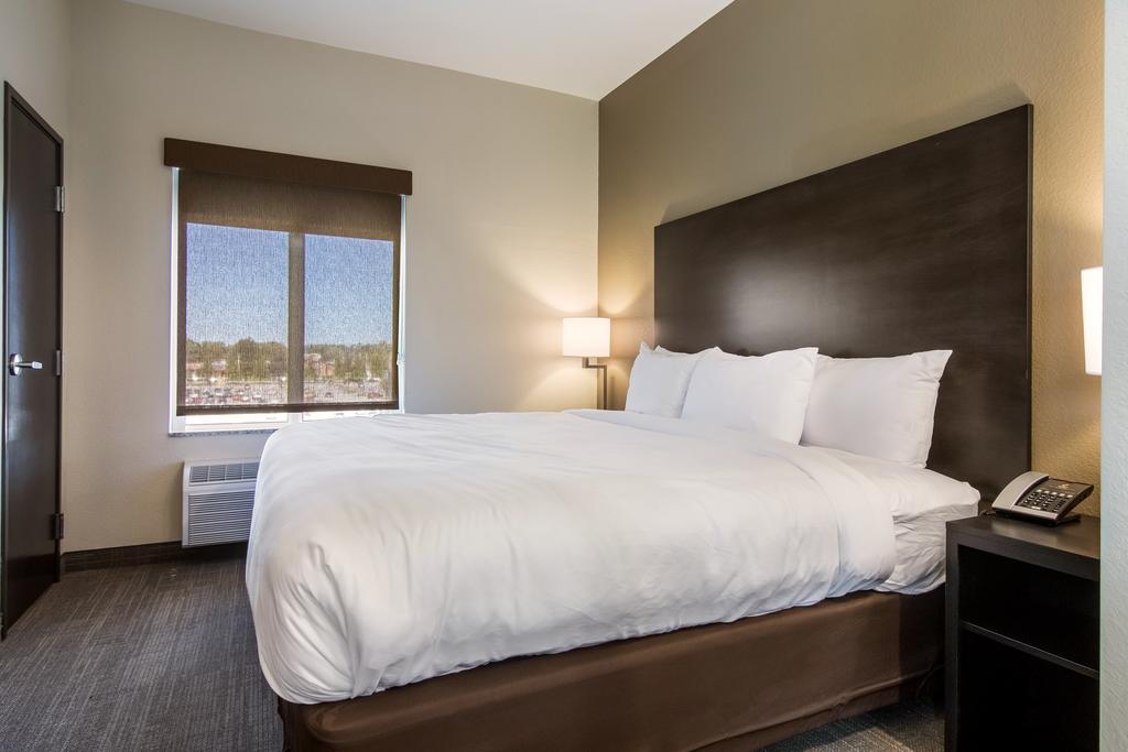 Comfort Suites - thumb 1