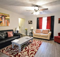 Comfy, Convenient. 1 mile to I-75. Sleeps 12 mg - Accommodation Ohio