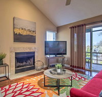 Condo with 2 Balconies and 3 Pools Less Than 2 Mi to Beach - Accommodation Ohio