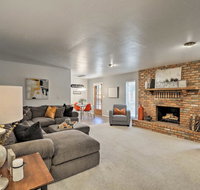 Country Club Home - 18 Miles to Arizona Snowbowl! - Accommodation Ohio