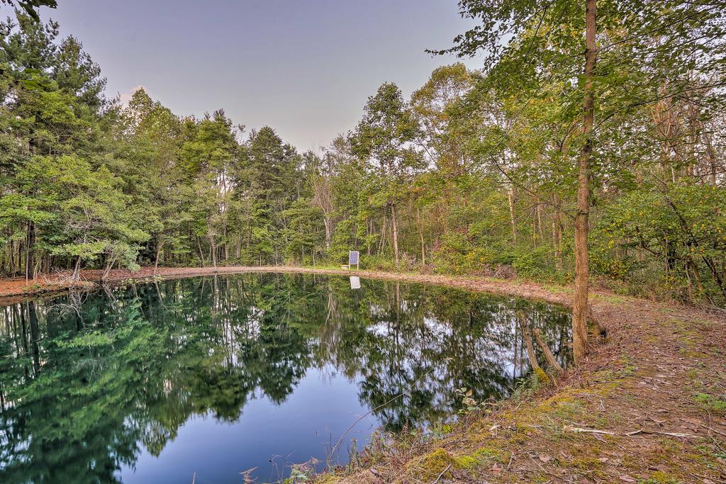 Cozy Cabin With Deck, Hot Tub & Pond By Hocking Hills - thumb 3