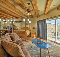 Cozy Corrales Studio w/ Mtn. Views Near Santa Fe - Accommodation Ohio
