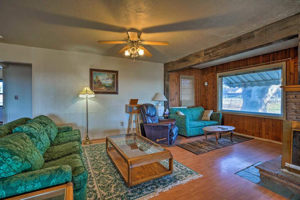 Cozy Country Farmhouse W/Fire Pit-15 Min. To Boise - thumb 3