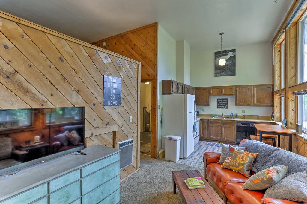 Cozy Studio Near Hiking And Skiing, Walk To Downtown - thumb 1