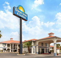 Days Inn  Suites by Wyndham Braunig Lake - Accommodation Ohio