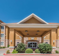 Days Inn  Suites by Wyndham Cleburne TX - Accommodation Ohio