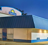Days Inn by Wyndham Elizabeth City - Accommodation Ohio