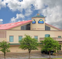 Days Inn by Wyndham Lubbock South - Accommodation Ohio