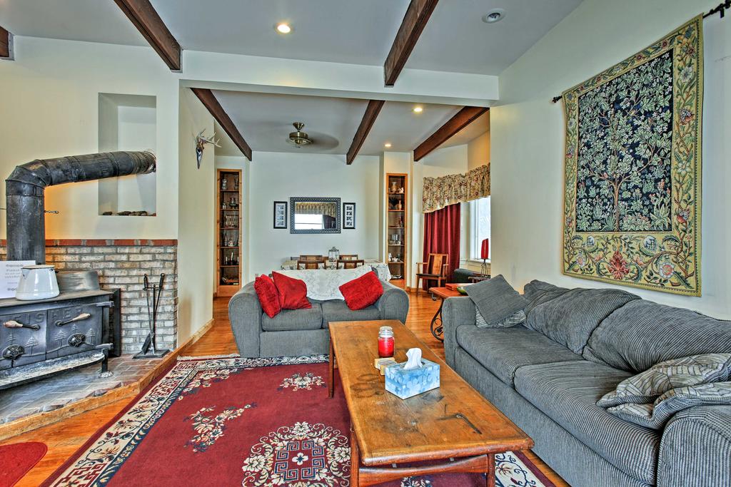 Downtown Bessemer House Near Skiing & Snowmobiling - thumb 1