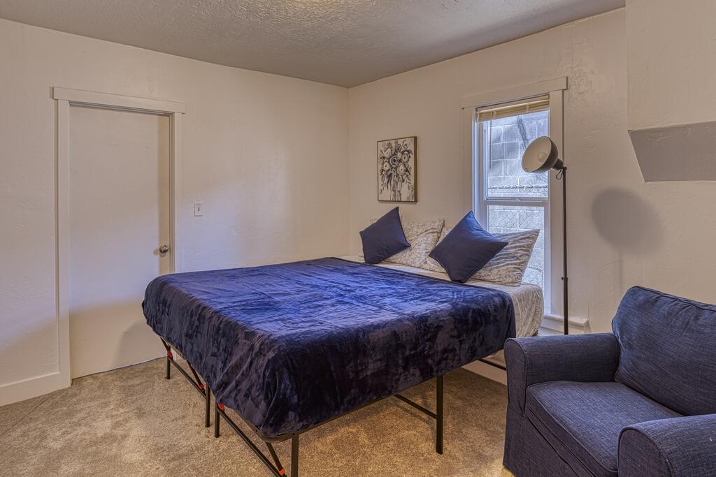 Downtown Salt Lake City Renovated - Temple Square, Vivint Arena, City Creek, Salt Palace - thumb 1