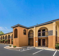 Econo Lodge - Accommodation Ohio