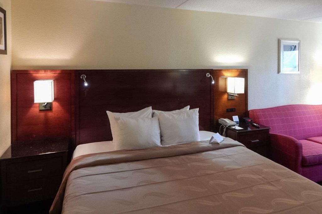 Econo Lodge Naval Station Norfolk - thumb 1