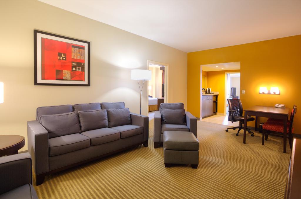 Embassy Suites Laredo - thumb 1