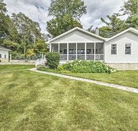 Ephraim Home with Yard - Walk to Lake Michigan! - Accommodation Ohio