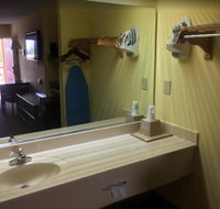 FairBridge Inn  Suites Hawkinsville - Accommodation Ohio