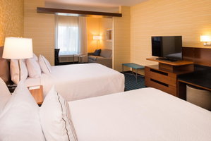 Fairfield Inn & Suites By Marriott Akron Stow