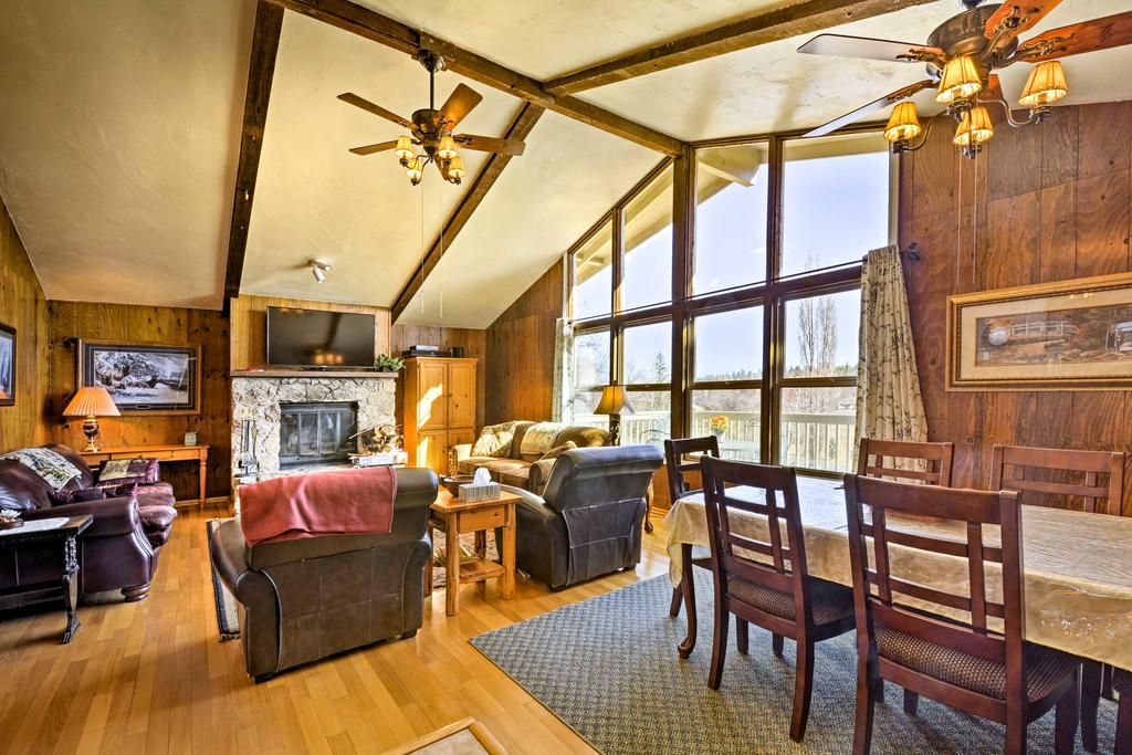 Flagstaff Townhome - Walk To Country Club - Pools! - thumb 3