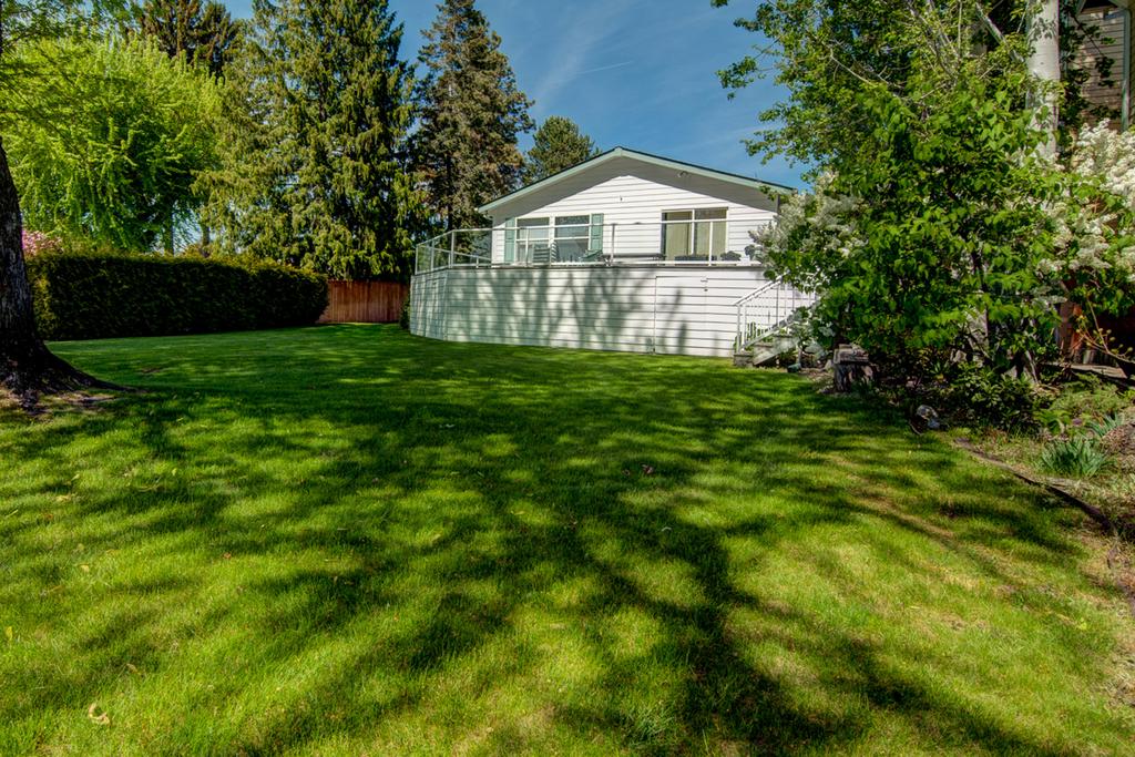 Fray's Lane Waterfront Home - thumb 1