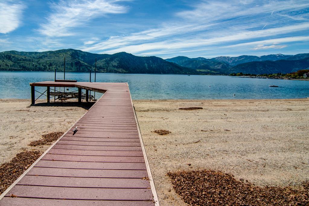 Fray's Lane Waterfront Home - thumb 2