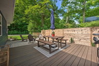 Fully Renovated Home with Fire Pit Walk to Beach Accommodation Ohio