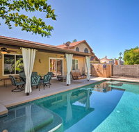 Fun Family Retreat in Gilbert with Patio and Game Room - Accommodation Ohio