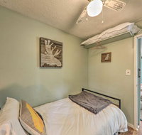 Getaway on Center Hill Lake with Decks and Water Views - Accommodation Ohio