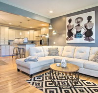 Grand Haven Condo with Pool Access Walk to Lake - Accommodation Ohio