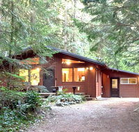 Holiday Home 23SL Great Cabin w- Hot Tub - Accommodation Ohio