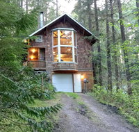 Holiday Home 25SL Pet Friendly Cabin! - Accommodation Ohio