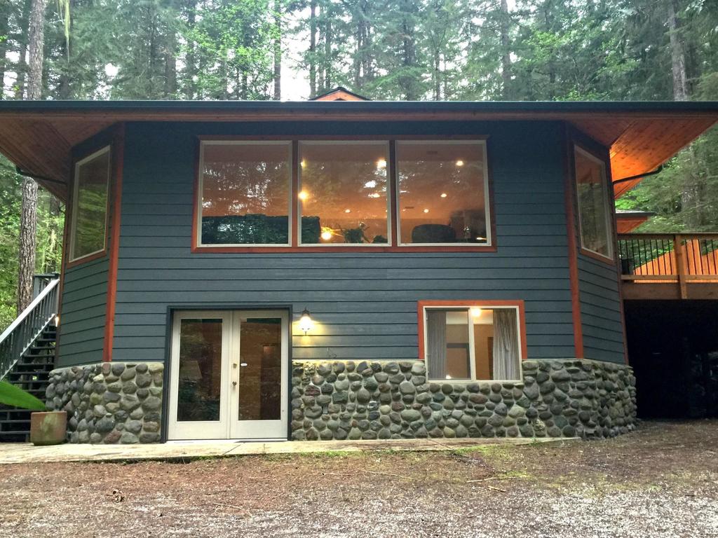 Holiday Home 29SL Ultra Custom Family Vacay Home - thumb 0