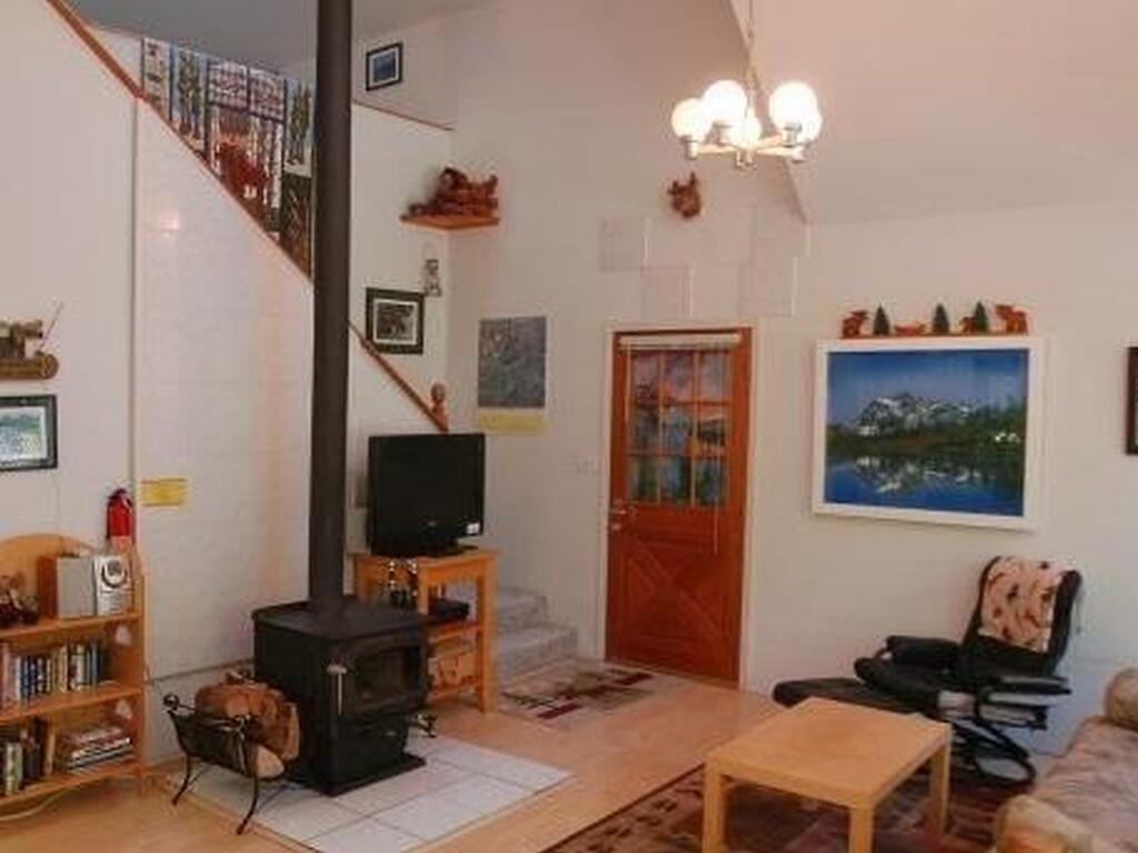 Holiday Home 39GS Cabin Near Mt- Baker - thumb 2