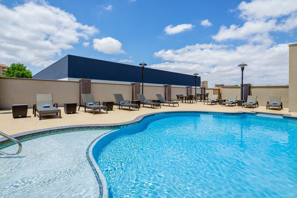 Holiday Inn Express & Suites Lubbock Central - Univ Area - thumb 3