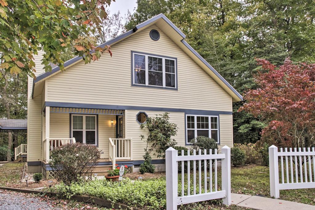 Home Short Bike Ride To Boardwalk At Bethany Beach - thumb 0