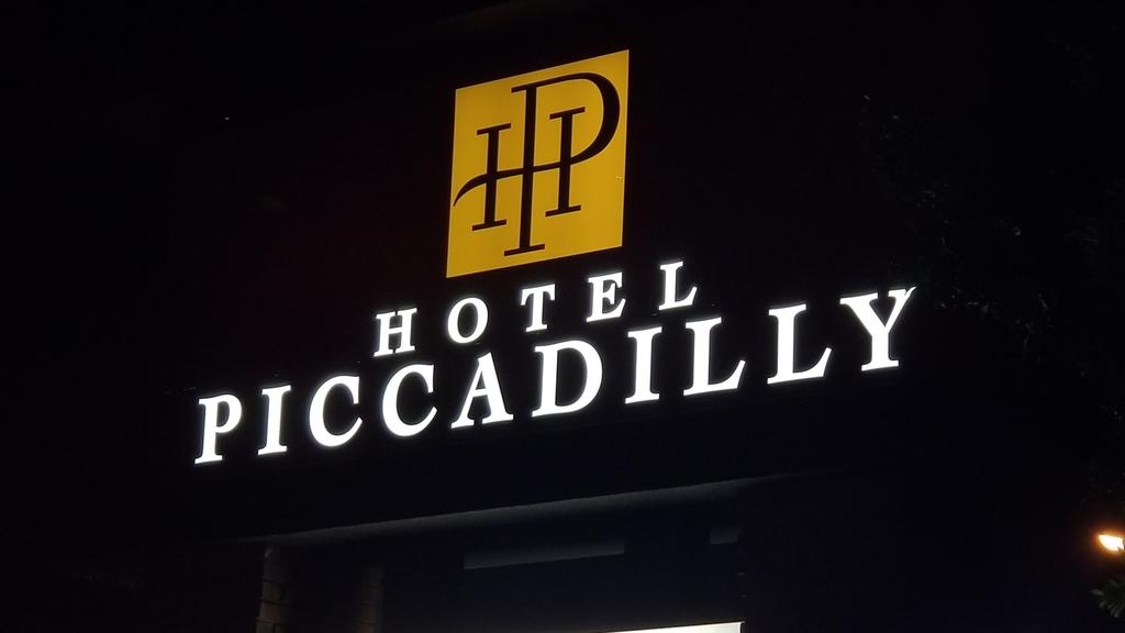 Hotel Piccadilly - thumb 3