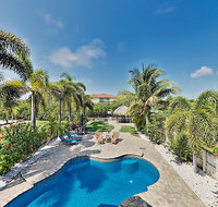 Immaculate Canal Home w/ Pool, Dock & Game Lounge home - Accommodation Ohio