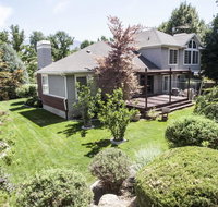 Incredible Sandy Home with Large Deck, Mins to Skiing - Accommodation Ohio