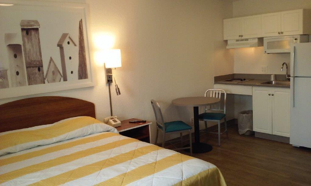 InTown Suites Extended Stay Carrollton TX  West Trinity Mills - thumb 2