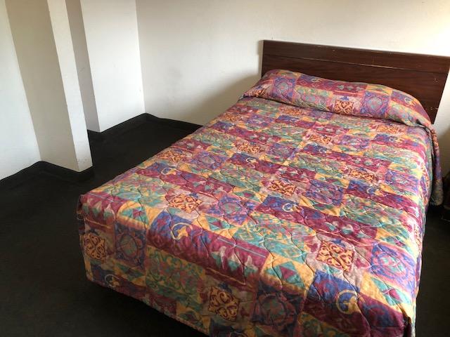 InTown Suites Extended Stay Cincinnati OH - thumb 3