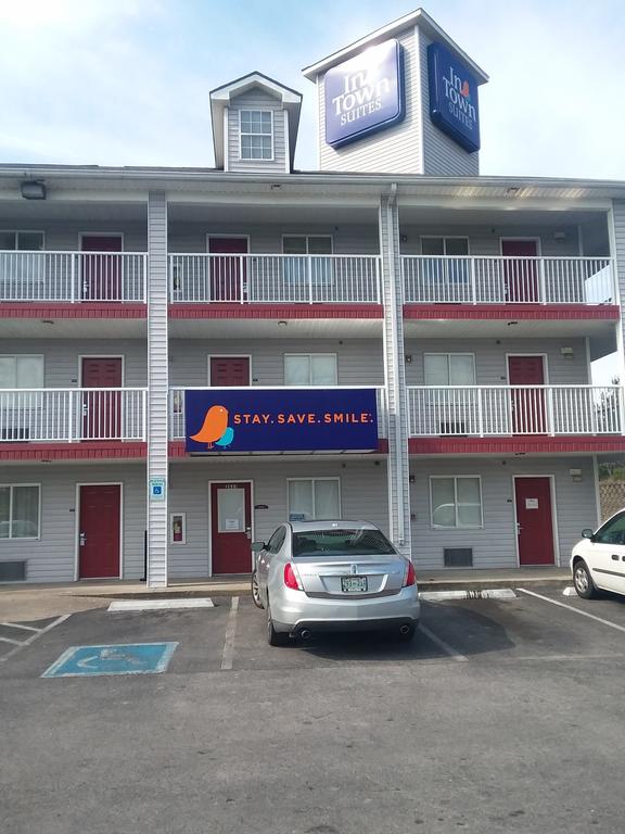 InTown Suites Extended Stay Nashville TN Murfreesboro Pike - thumb 3