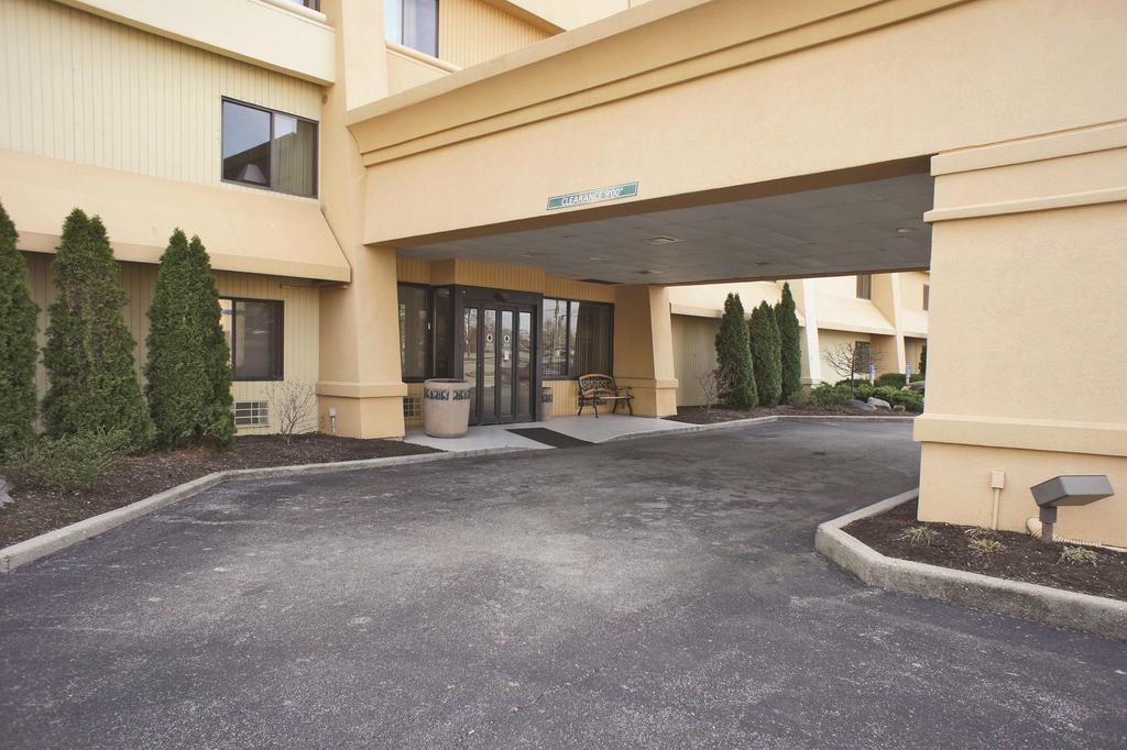 La Quinta Inn By Wyndham Cincinnati North - thumb 0