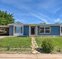 La Verkin Home with Yard Covered Patio  Grill - Accommodation Ohio