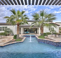 La Villa Gilbert with Luxury Pool - Golfing, Shopping - Accommodation Ohio