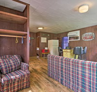 Lakefront Dent Cabin - Boat Rentals & Docks! - Accommodation Ohio