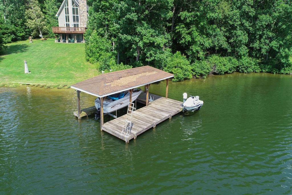 Lazy Lakeside Lagoon - 4 Bed 3 Bath Vacation Home In Bumpass - thumb 2