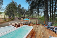 Luxe Vineyard-View Hideaway w/ Swim Spa  Hot Tub home Accommodation Ohio