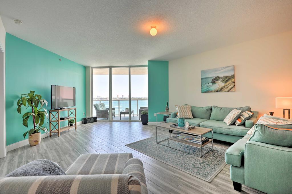 Luxurious Daytona Beach Condo With Resort Amenities! - thumb 2