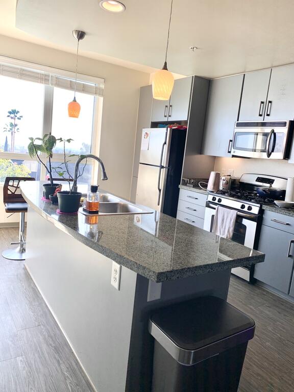 Luxury Apartment On Sunset - thumb 3