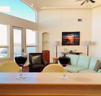 Luxury Modern Sierra Vista Home with Private Pool - Accommodation Ohio