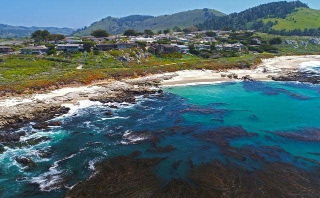 LX5 OCEAN FRONT VILLA WITH HOT TUB AND POOL TABLE - thumb 1